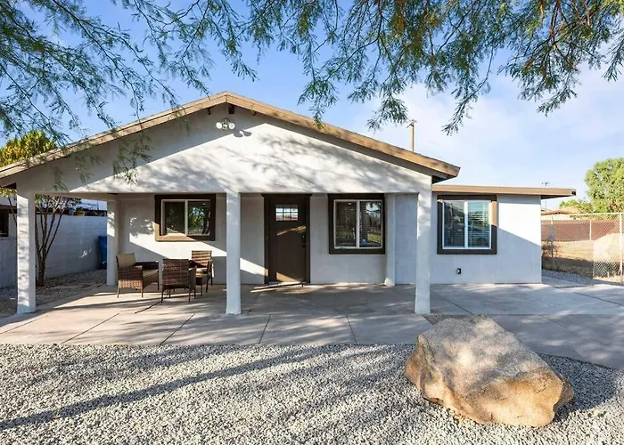 Casita 5 Miles From Downtown #b *